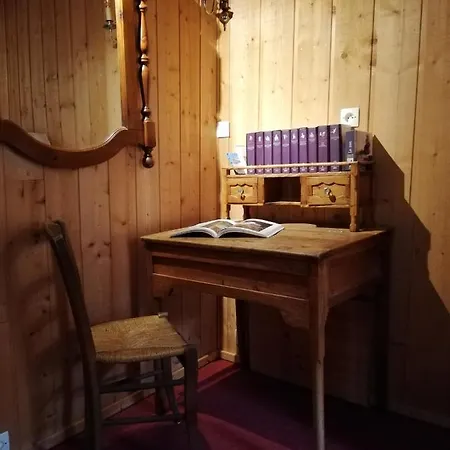 Croix En Jarez, Le Val Des Equins Appartement *