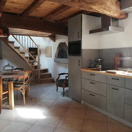 Croix En Jarez, Le Val Des Equins Appartement *